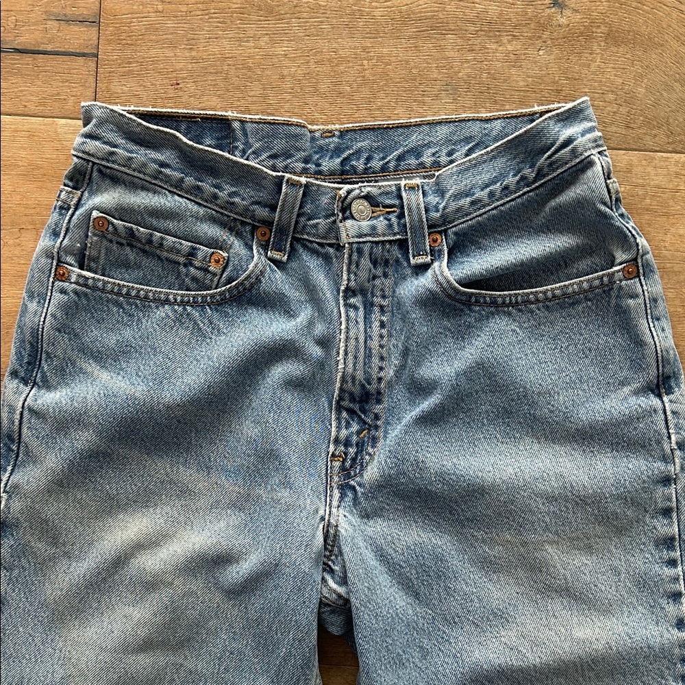 Levi's 550 Classic Denim Straight Jeans - Picture 2 of 7